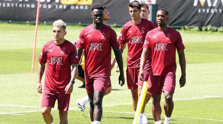 Galatasarayda kadro operasyonu... 10 gün içerisinde yollar ayrılacak