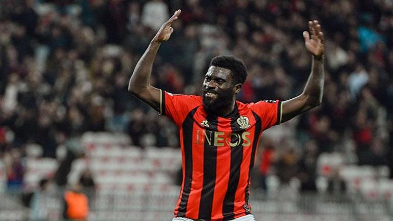 Trabzonspordan yıldız oyuncuya dev teklif