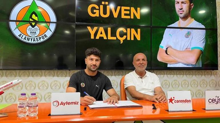 Alanyasporun 4 yeni transferi için imza töreni düzenlendi