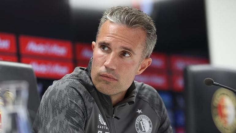 Fenerbahçenin rakibi Feyenoordu yorumladı: Çok iyi transferler yaptılar, işi çok zor