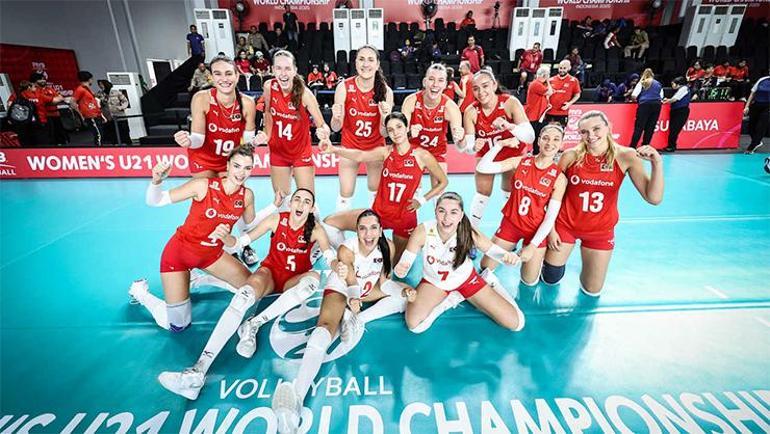 U21 Kadın Milli Takımımız, İtalyayı devirdi, turladı: Defne Başyolcu ve Liza Safronova resitali