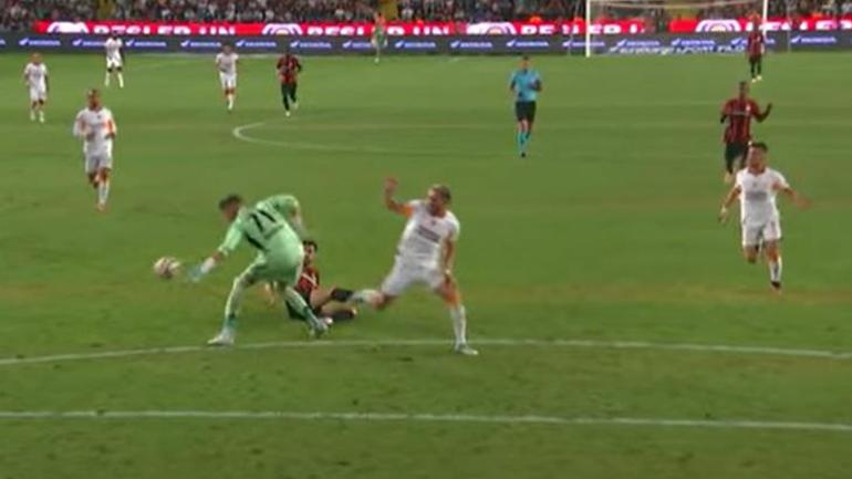 Süper Ligin ilk haftasının VAR kayıtları açıklandı. Gaziantep FK - Galatasaray maçının tartışmalı kararı