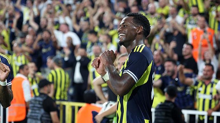 Fenerbahçenin yıldızı Jhon Duran hesabı açtı Kritik maçta siftah yaptı