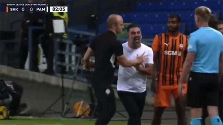 Arda Turan çılgına döndü, hakemin üzerine yürüdü Kırmızı kart...