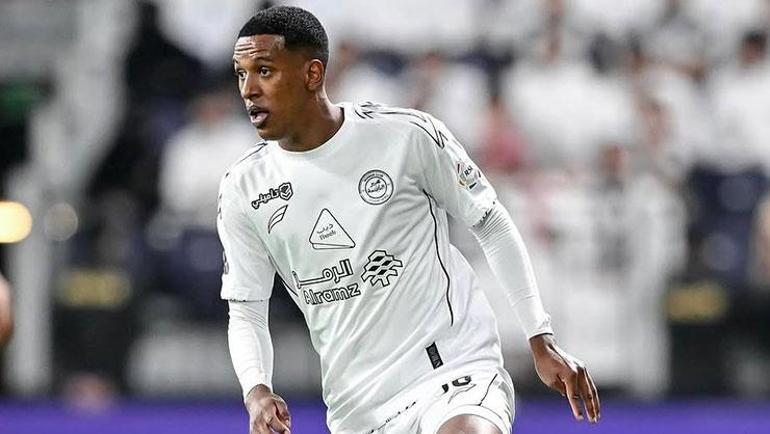 Beşiktaşta savunmanın yeni yıldızını buldu Stopere Yeni Marcelo geliyor...