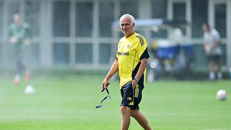 Fenerbahçe - Benfica maçı öncesinde Mourinhodan olay röportaj: En iyilerden biriyim Ekonomi gücü az olan bir kulüpteyim