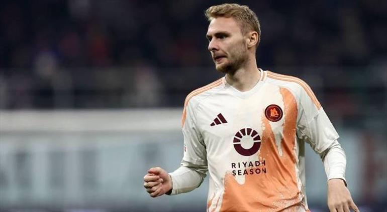 Galatasarayda yıldız oyuncular takımdan ayrılıyor Karar verildi...