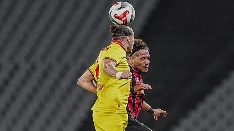 (ÖZET) 3 PUAN GÖZTEPENİN Karagümrük-Göztepe maç sonucu: 0-2