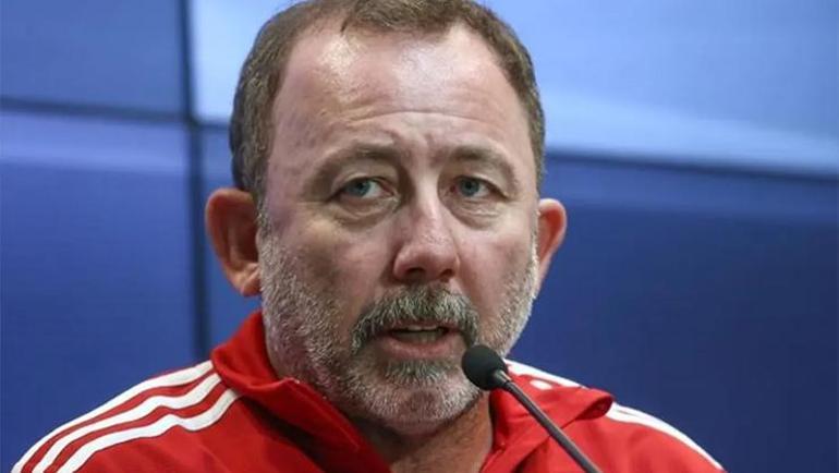 İşte Beşiktaşın yeni teknik direktörü Solskjaer sonrası Sergen Yalçın geliyor, idmana çıkacak