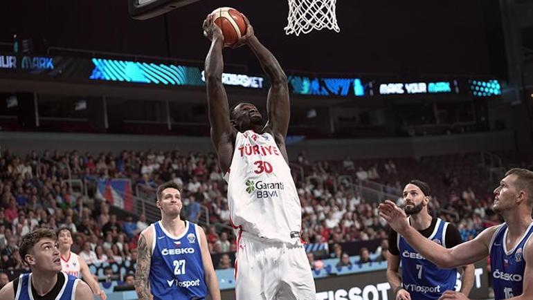 EuroBasket 2025te ikinci zafer 12 Dev Adam Çekyayı da devirdi | Maç sonucu: Türkiye 92-78 Çekya