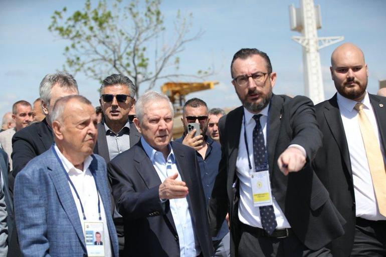 Aziz Yıldırımdan başkanlık açıklaması Milyonluk camiaların onuruyla oyun oynanamaz