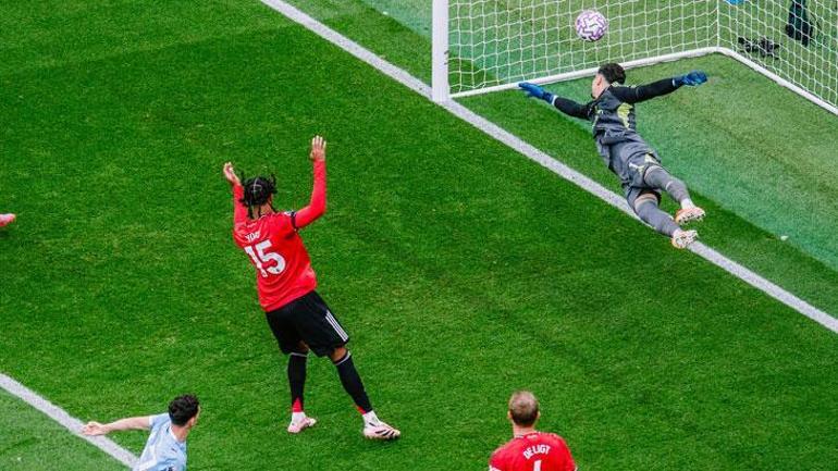 ÖZET I Haaland coştu, derbiyi City rahat kazandı.... Manchester City - Manchester United maç sonucu 3-0