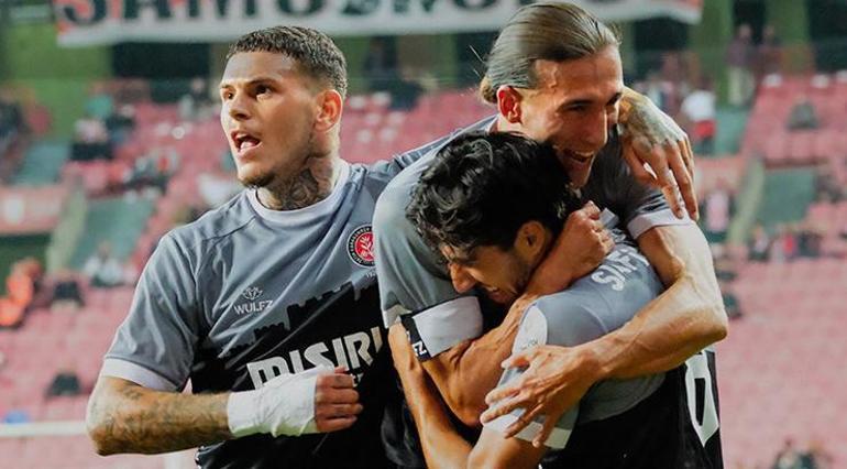 GOL DÜELLOSUNDA KAZANAN SAMSUN (ÖZET)Samsunspor-Fatih Karagümrük maç sonucu: 3-2