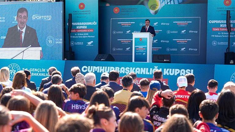 Cumhurbaşkanlığı Kupası Tenis Turnuvası açılış töreni düzenlendi Bakan Osman Aşkın Bak: Türk tenisi için önemli bir adım