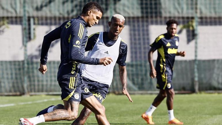 Fenerbahçede Jhon Duran müjdesi Fatih Karagümrük maçı öncesi iyi haber...