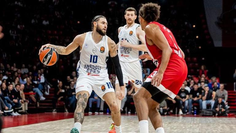Anadolu Efesten Pirede enfes galibiyet Olympiakos - Anadolu Efes maç sonucu 78-82