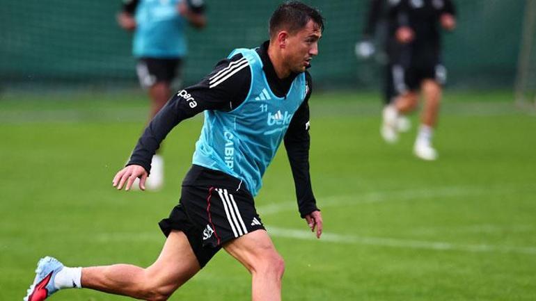 Beşiktaşta Cengiz Ünder kararını verdi Fenerbahçeye geri dönecek mi
