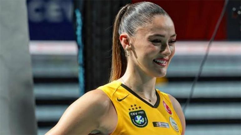 VakıfBank Kaptanı Zehra Güneşten duygu dolu itiraf 16 yaşında aileme bakmaya başladım
