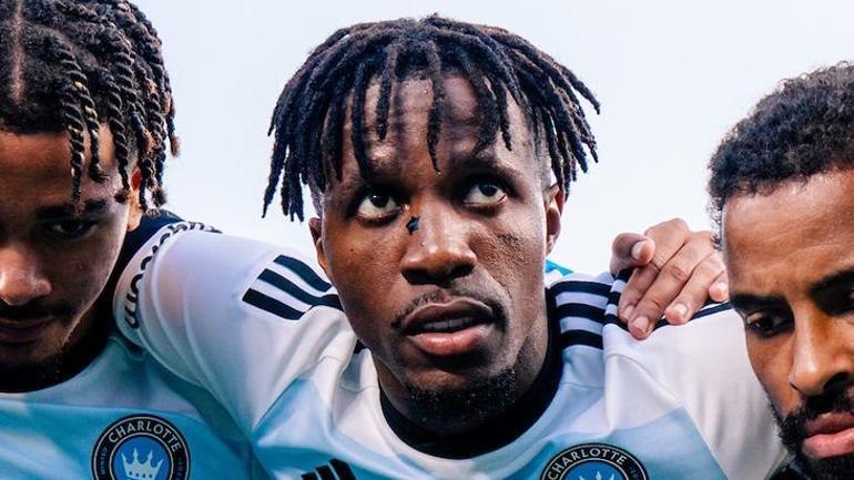 Wilfried Zaha Amerikada Kral Benim diyor Önce golünü attı, sonra kırmızı kart gördü