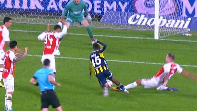 Sosyal medyada çok konuşuldu İşte Fenerbahçenin kazandığı penaltı