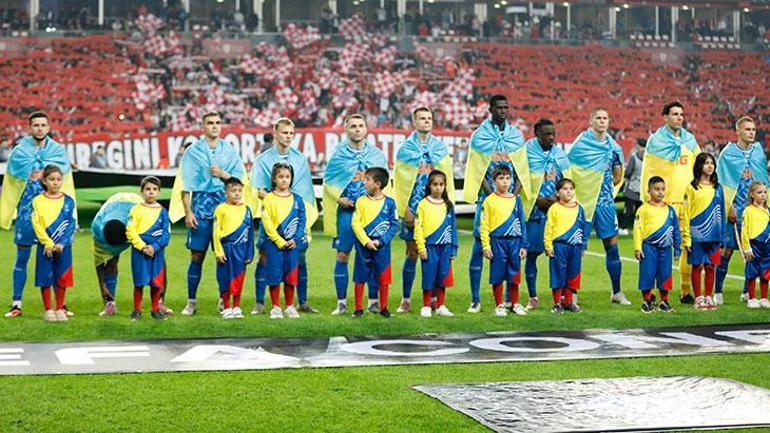 Avrupalı Samsunspor gol yemeden 2'de 2 yaptılar... Samsunspor - Dinamo Kiev maç sonucu 3-0