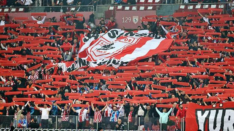 Avrupalı Samsunspor gol yemeden 2'de 2 yaptılar... Samsunspor - Dinamo Kiev maç sonucu 3-0