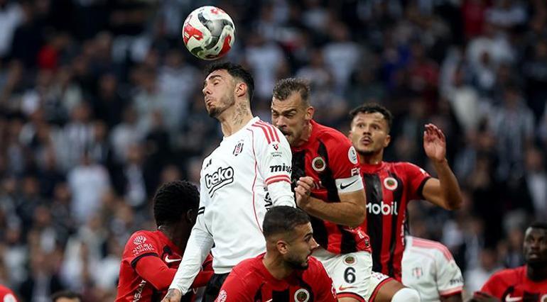 Beşiktaşın parlayan ismi Emirhan Topçu Milli Takıma göz kırpıyor