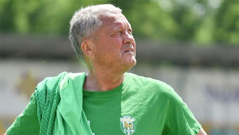 Shakhtar Donetsk, karşılaşmanın 16. dakikasında Augustyniak'ın golüyle perdeyi erken açtı. Polonya temsilcisi, Meirelles'in 61. dakikada attığı golle eşitliği sağlasa da son sözü 90+4'te yeniden sahneye çıkan Augustyniak söyledi. Ukrayna futbolunun efsane teknik direktörü Myron Markevych, Shakhtar'ın Polonya temsilcisine 2-1 yenildiği maç sonrası, Arda Turan'ı adeta topa tuttu.