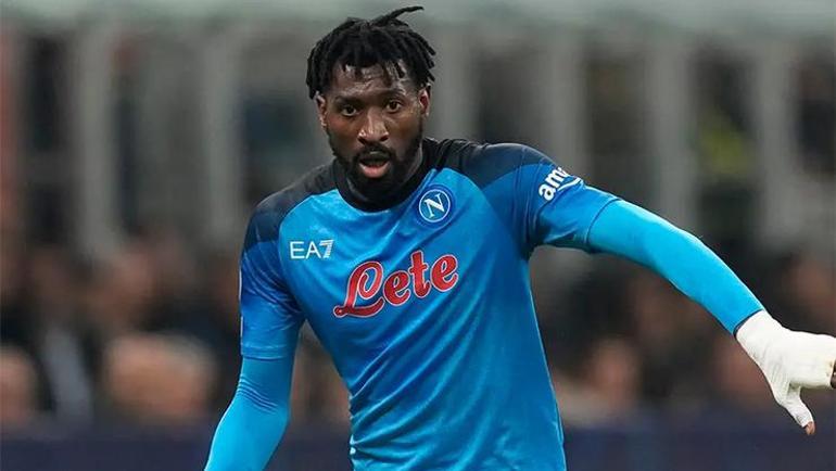 Galatasarayın transfer planları suya düştü Yıldız oyuncudan yanıt geldi