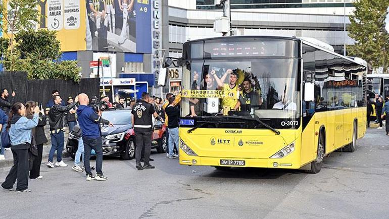 5 gollü derbi nefes kesti Fenerbahçe geriden gelerek kazandı | Beşiktaş - Fenerbahçe maç sonucu: 2-3
