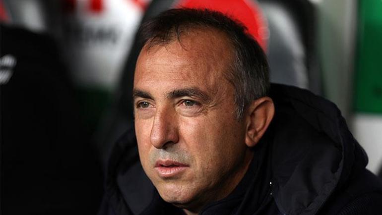 Süper Ligde bir ayrılık daha Konyasporda ayrılık gerçekleşti