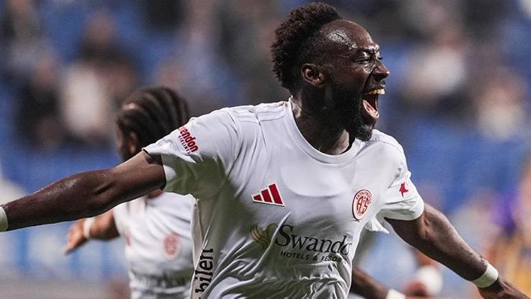 ÖZET | Antalyaspor, Eyüpsporu tek golle geçti Eyüpspor-Antalyaspor maçı sonucu: 0-1