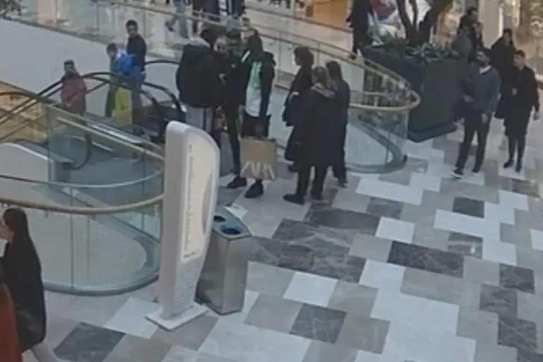 İstanbulun göbeğinde Süper Ligin eski yıldızına silah çektiler Açıklama geldi...