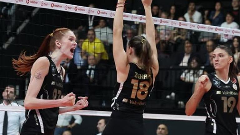 VakıfBankta kaptan Zehra Güneş ve Marina Markova göz dolduruyor