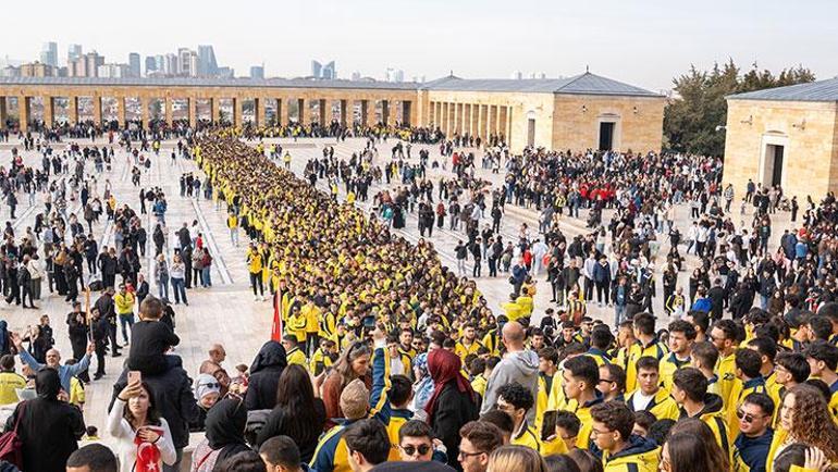 1907 Fenerbahçe Derneğinden Anıtkabire ziyaret