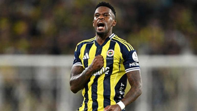 Cezalı duruma düştü Fenerbahçeye yıldız oyuncusundan kötü haber