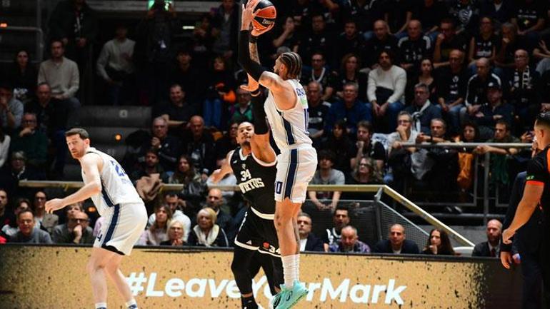 Anadolu Efeste mağlubiyet serisi devam ediyor... Virtus Bologna - Anadolu Efes maç sonucu 99-89