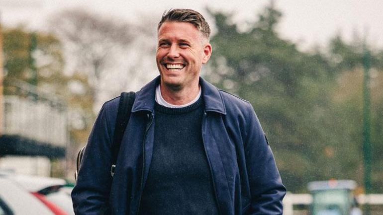 Wolverhamptonda Vitor Pereiranın halefi Rob Edwards oldu