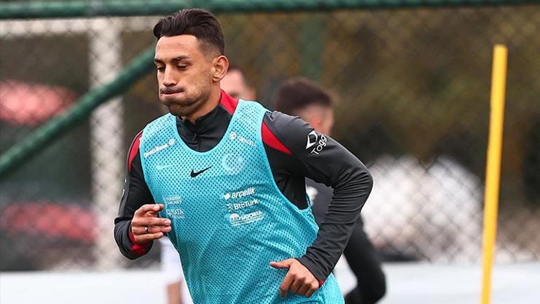 A Milli Takımda İrfan Can Kahveci sürprizi Vincenzo Montella dokunuşu...