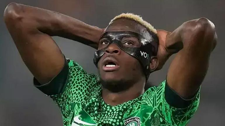 Victor Osimhenden sakatlığı hakkında ilk açıklama Havalimanında konuştu