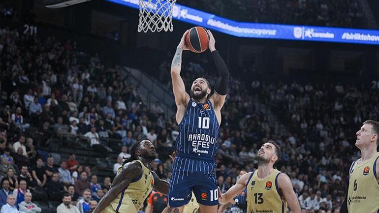 Unutulmaz son, müthiş geri dönüş Anadolu Efes - Barcelona maç sonucu 74-73