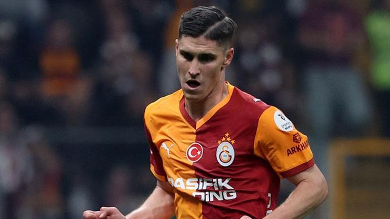 Kırmızı kart gördü Galatasaraya derbi öncesi kötü haber