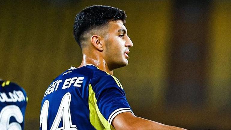 Fenerbahçede sakatlık Genç oyuncu maça devam edemedi