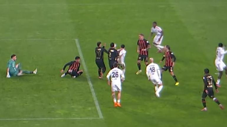 Fenerbahçe - Galatasaray maçının VAR kayıtları açıklandı TFF duyurdu