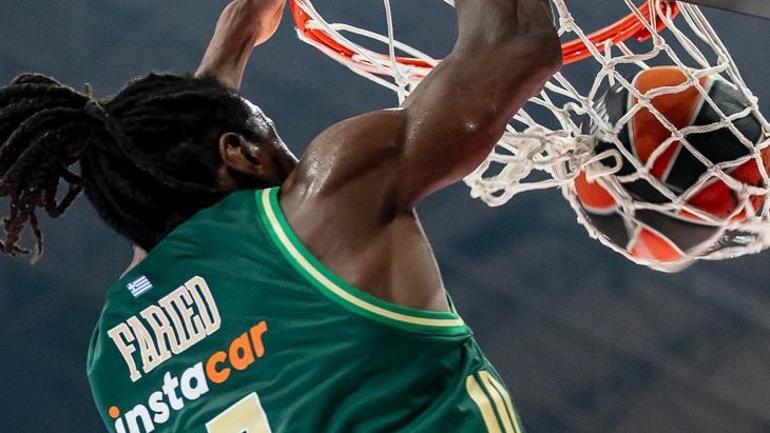 Kenneth Faried 36 yaşında EuroLeaguee damga vurdu, kasım ayının MVPsi seçildi