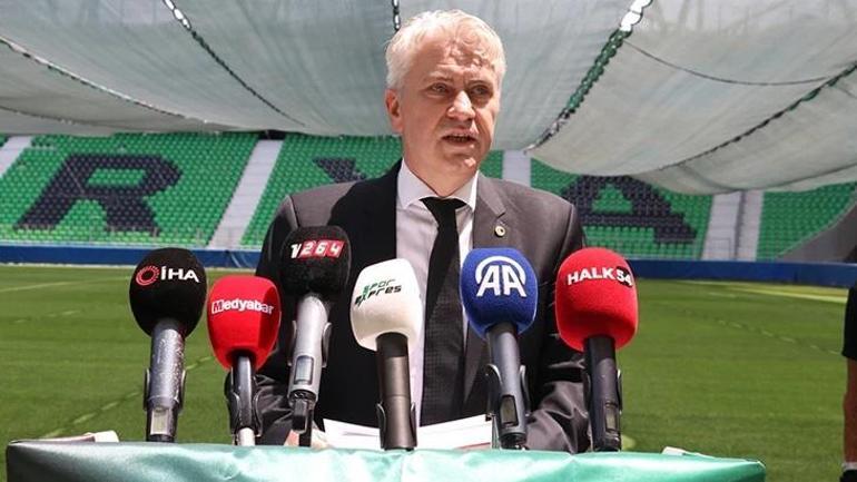 Sakaryaspor Başkanı Muhammet Kıratlıdan Kupadaki ağır yenilgi sonrası istifa geldi