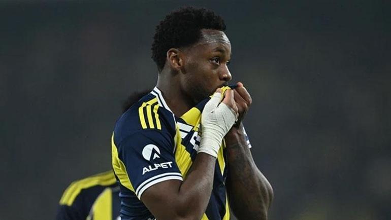 Fenerbahçede Jhon Durana 2 maç ceza