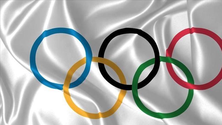 Italy Lights Olympic Flame at Quirinale Palace as Milano-Cortina Winter Games Countdown Begins