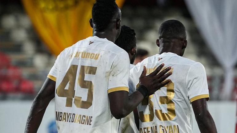 Mbaye Diagneden 15 maçta 15 gol (ÖZET) Ümraniyespor - Amedspor maç sonucu 3-4