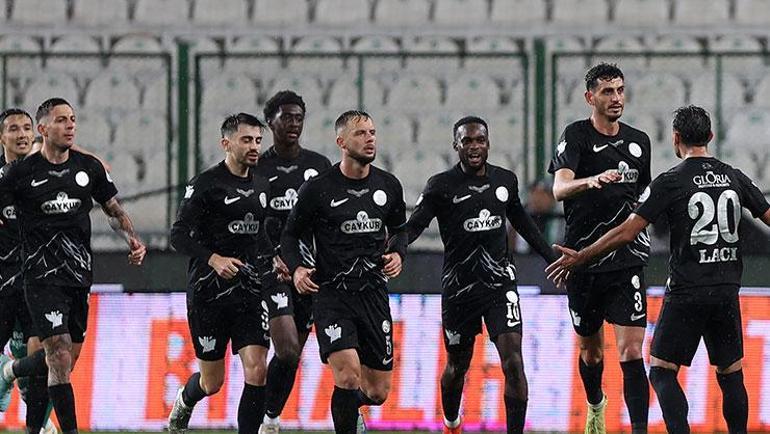 Rizespor üstünlüğünü koruyamadı Konyada puanlar paylaşıldı | Konyaspor - Çaykur Rizespor maç sonucu: 1-1